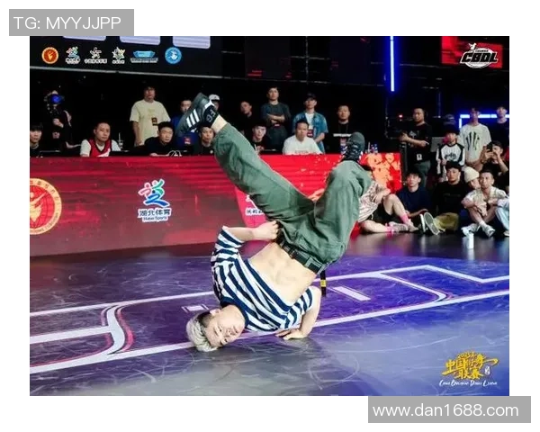 武汉街舞队荣登全国灵活性排行榜第六名展现青春活力与舞技魅力 武汉街舞队荣登全国灵活性排行榜第六名展现青春活力与舞技魅力